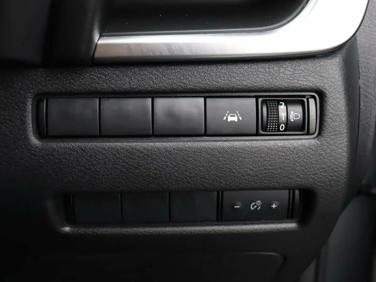 2022-nissan-qashqai-15-acenta-premium-big-22