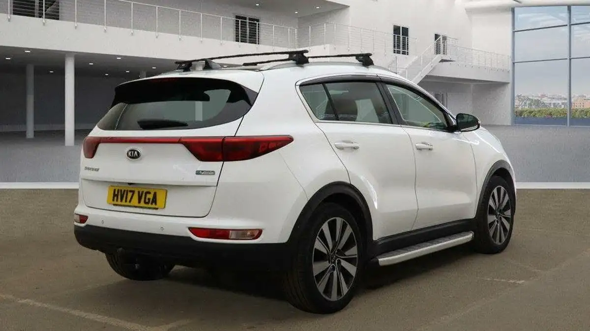 2017-kia-sportage-17crdi-3-114bhp-big-3