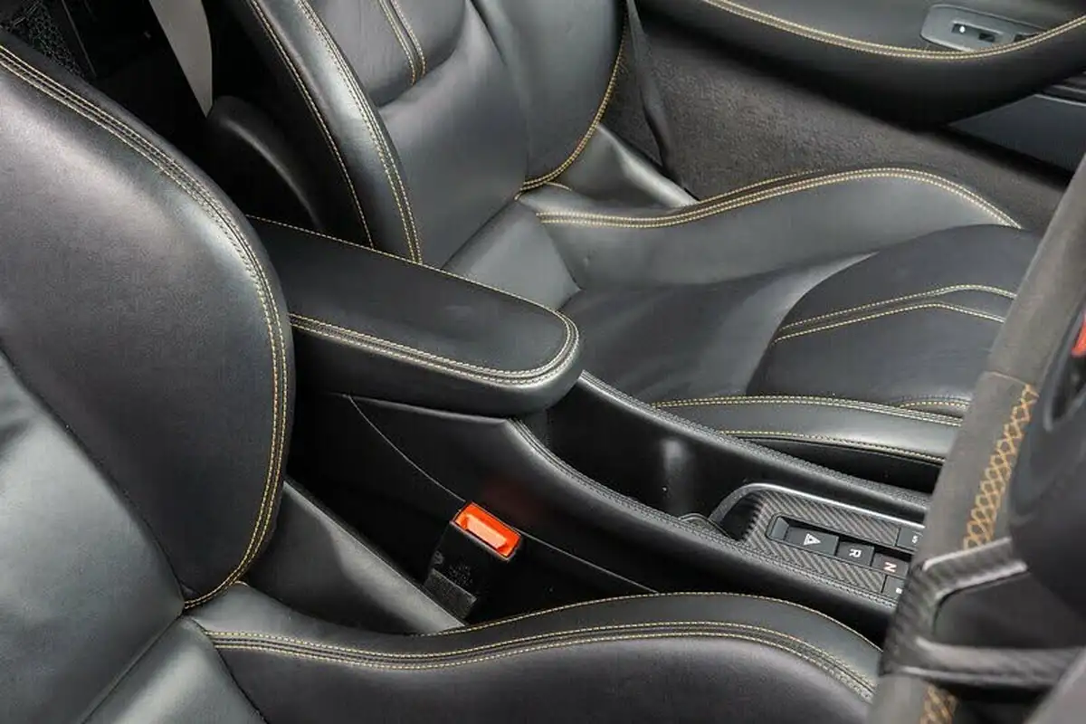 2016-mclaren-540c-38-big-41