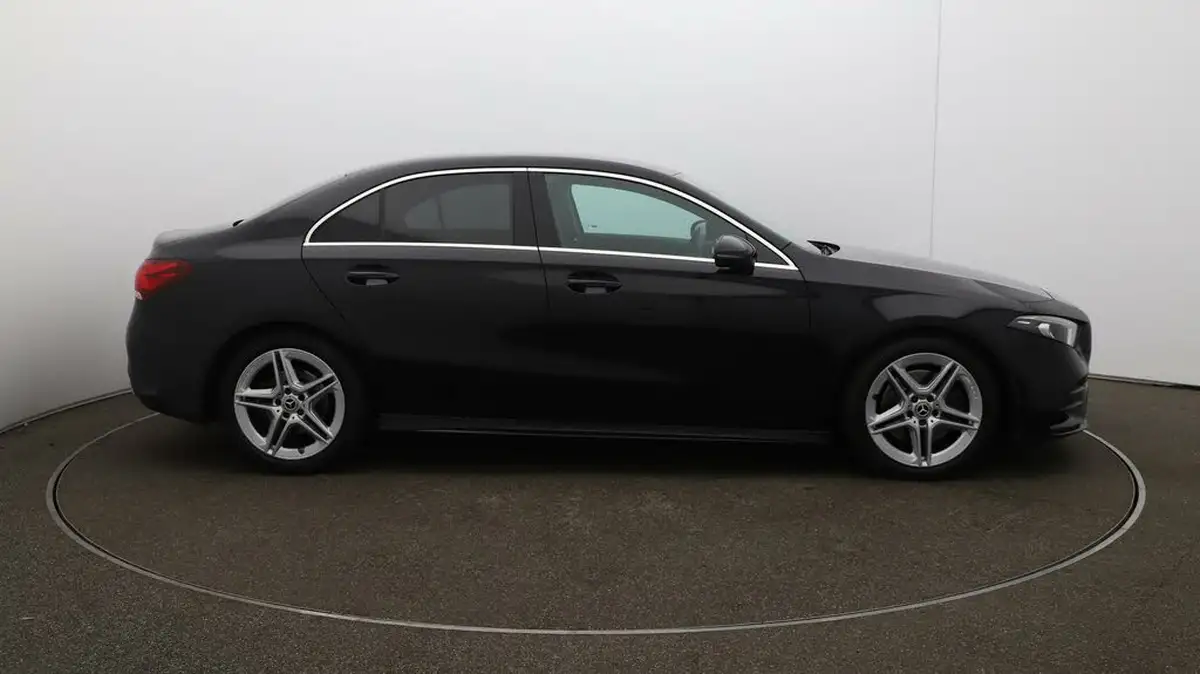 2021-mercedes-benz-a-class-20d-a220d-amg-line-executive-saloon-4d-big-40