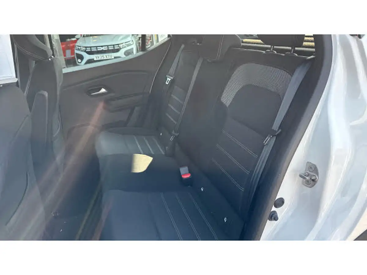 2022-dacia-sandero-stepway-10-tce-comfort-90bhp-big-15