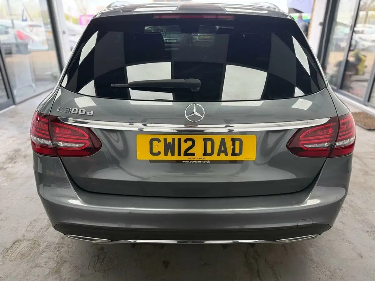 2019-mercedes-benz-c-class-20d-c300d-amg-line-245ps-ss-estate-5d-big-5