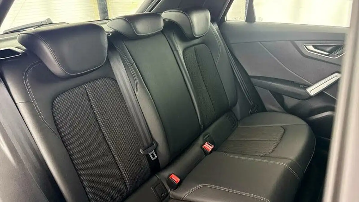 2022-audi-q2-15-35-tfsi-s-line-big-26