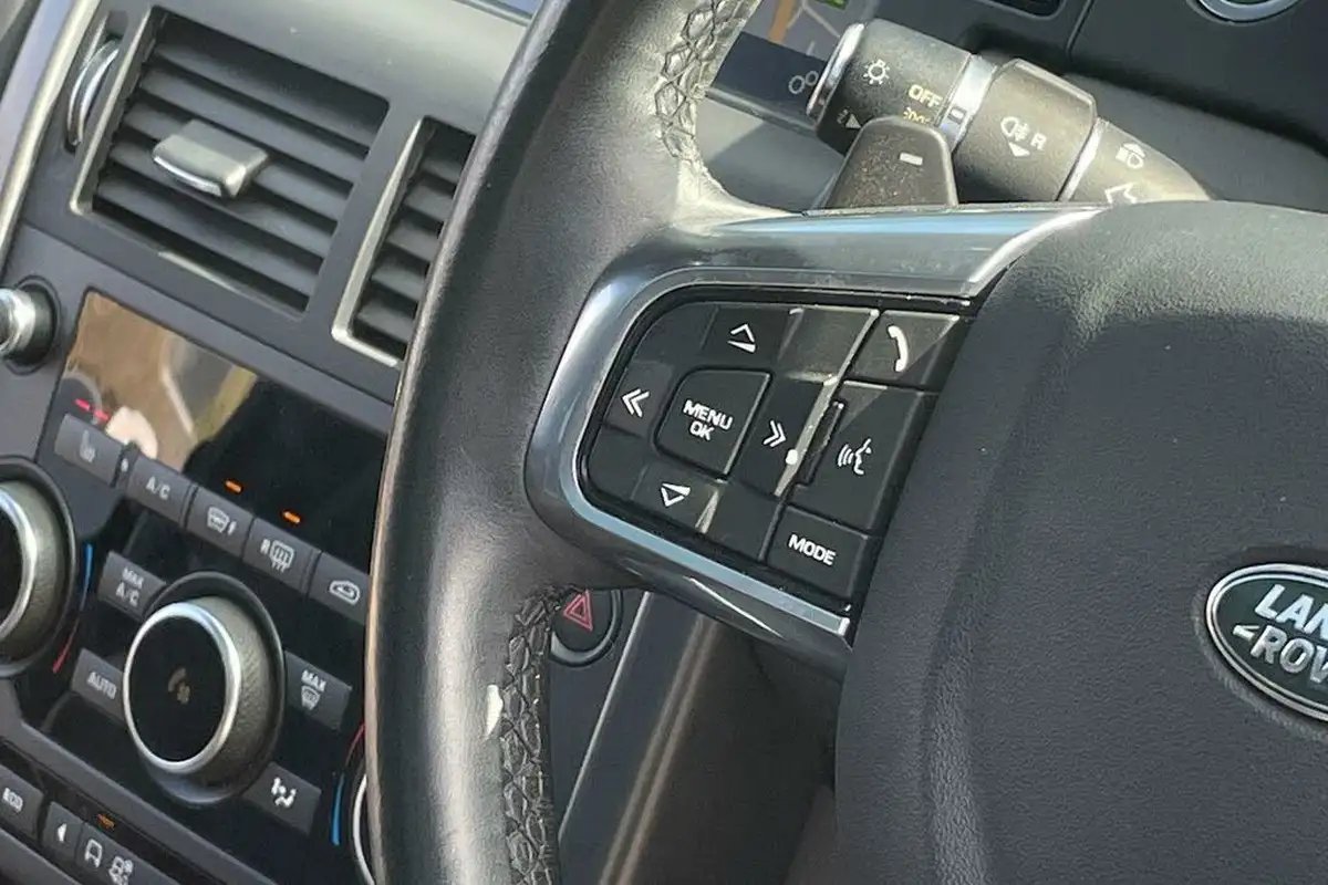 2019-land-rover-discovery-sport-20td4-landmark-big-38