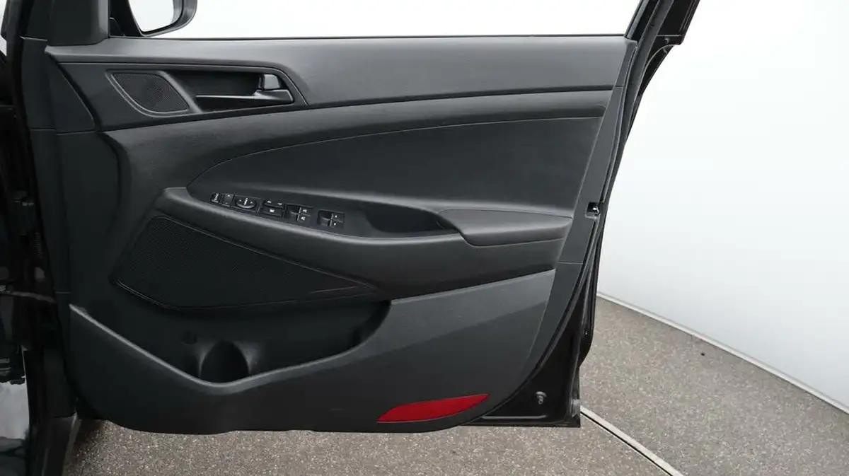 2020-hyundai-tucson-16-t-gdi-n-line-big-15