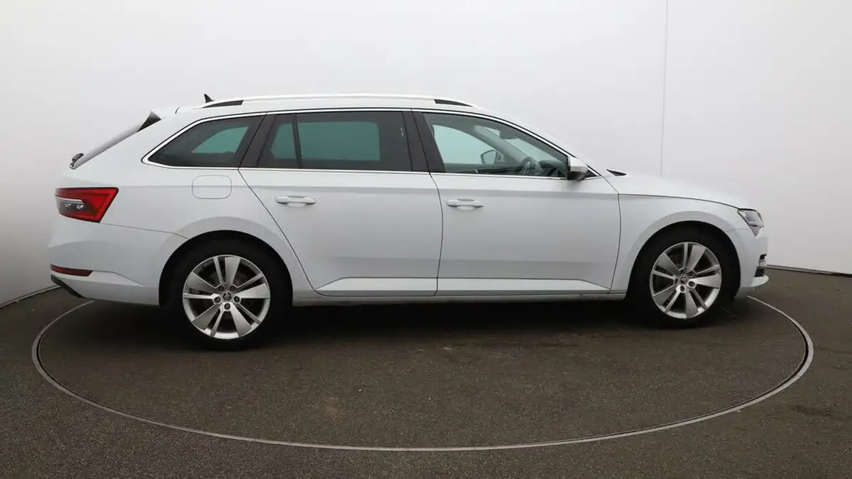 2020-skoda-superb-15-tsi-se-l-estate-big-8