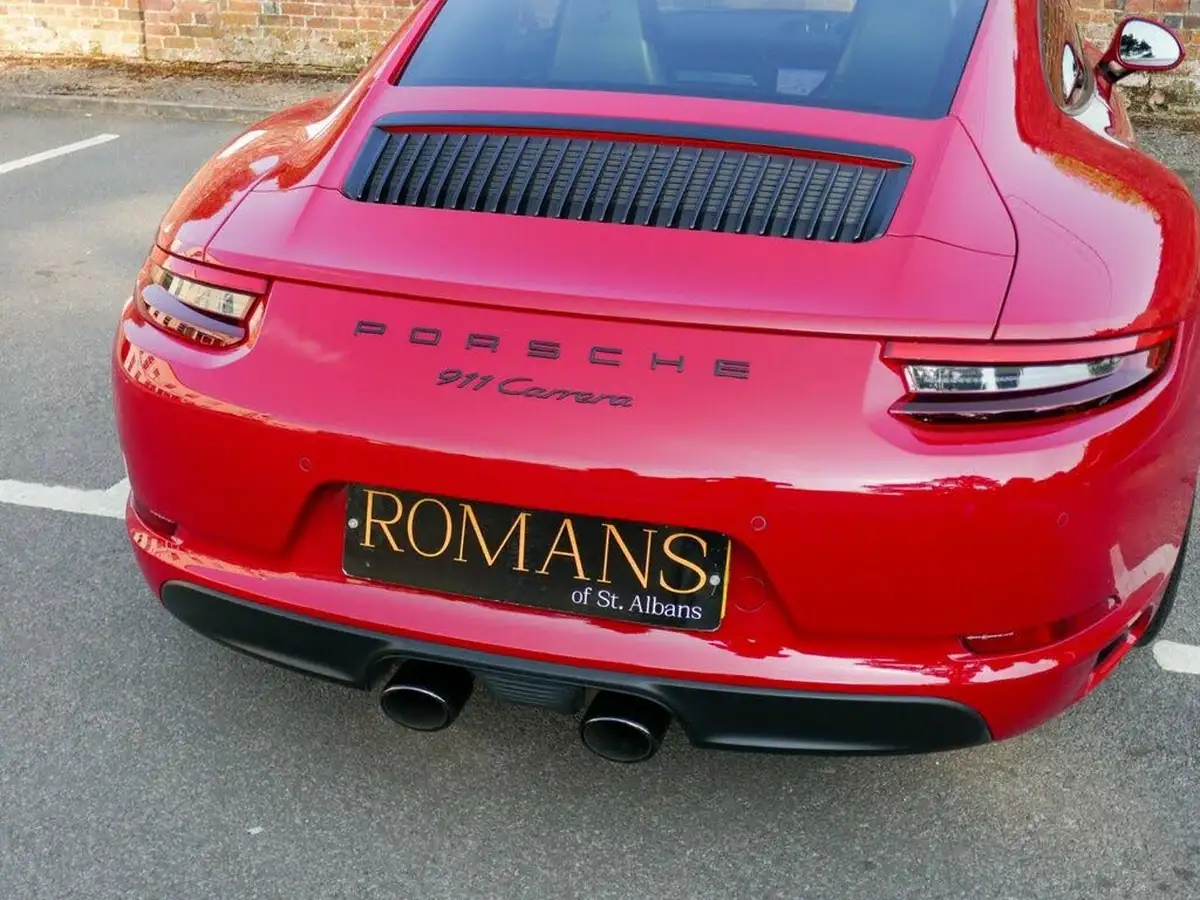 2017-porsche-911-30-carrera-coupe-pdk-big-16