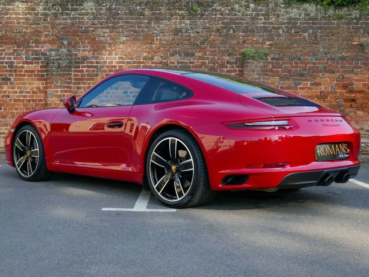 2017-porsche-911-30-carrera-coupe-pdk-big-20