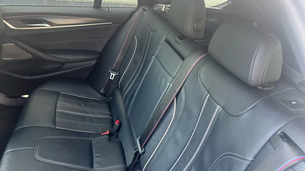 2022-bmw-5-series-20-530e-m-sport-touring-5d-big-14