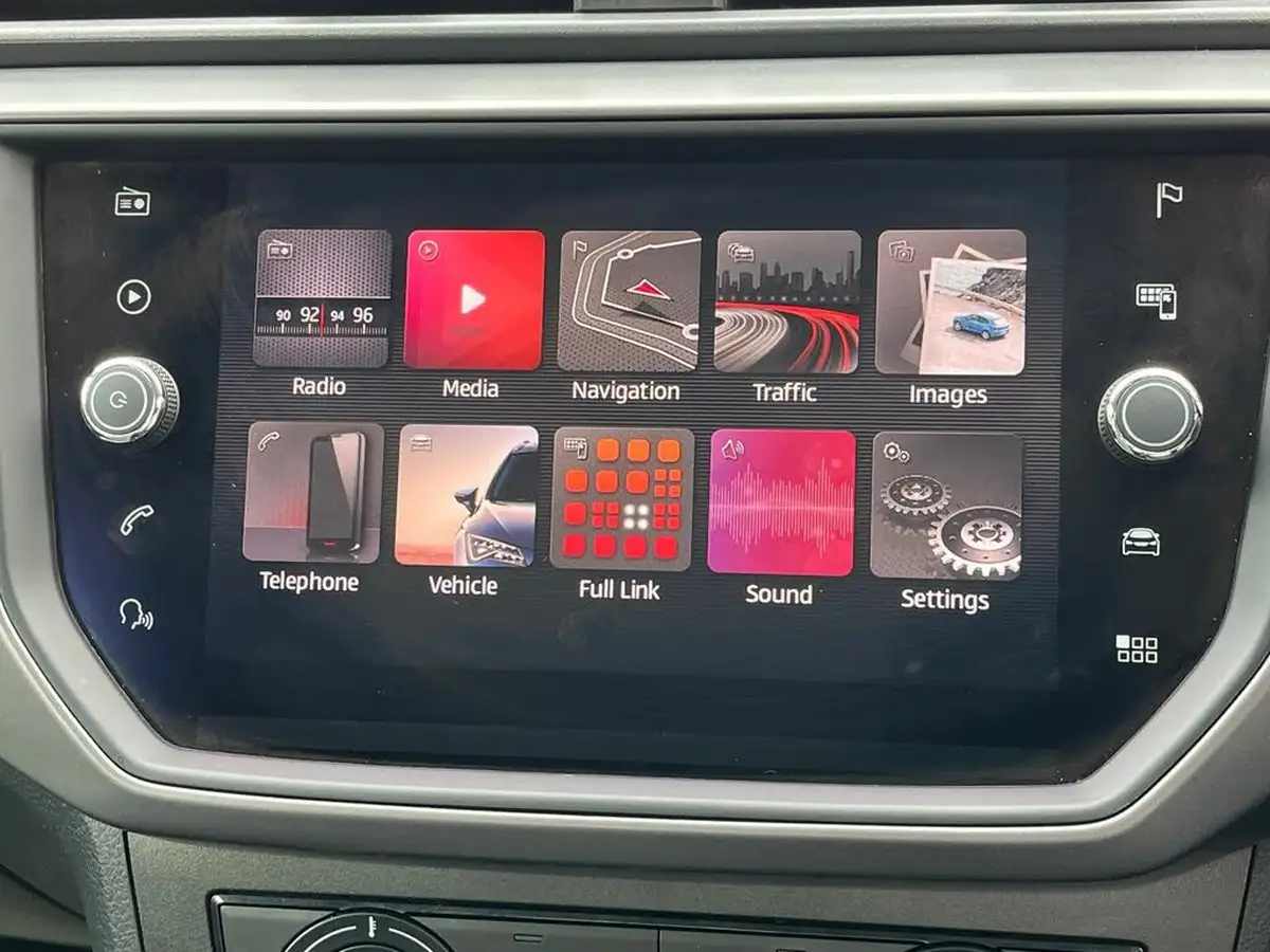 2019-seat-ibiza-10-mpi-se-technology-ss-big-19