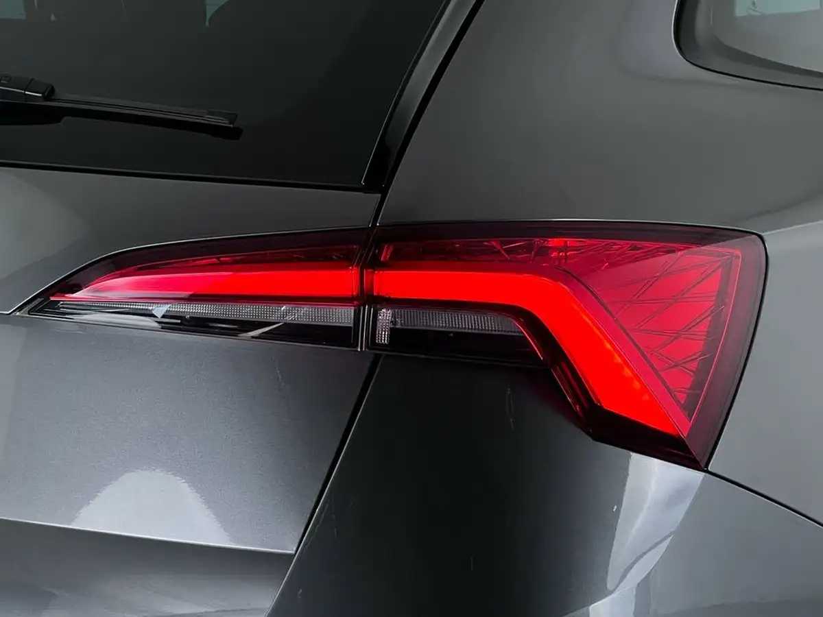 2023-skoda-scala-15-tsi-se-l-dsg-big-7