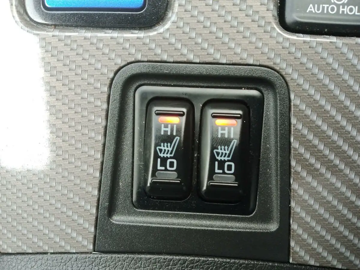 2019-mitsubishi-outlander-24-dynamic-phev-big-28