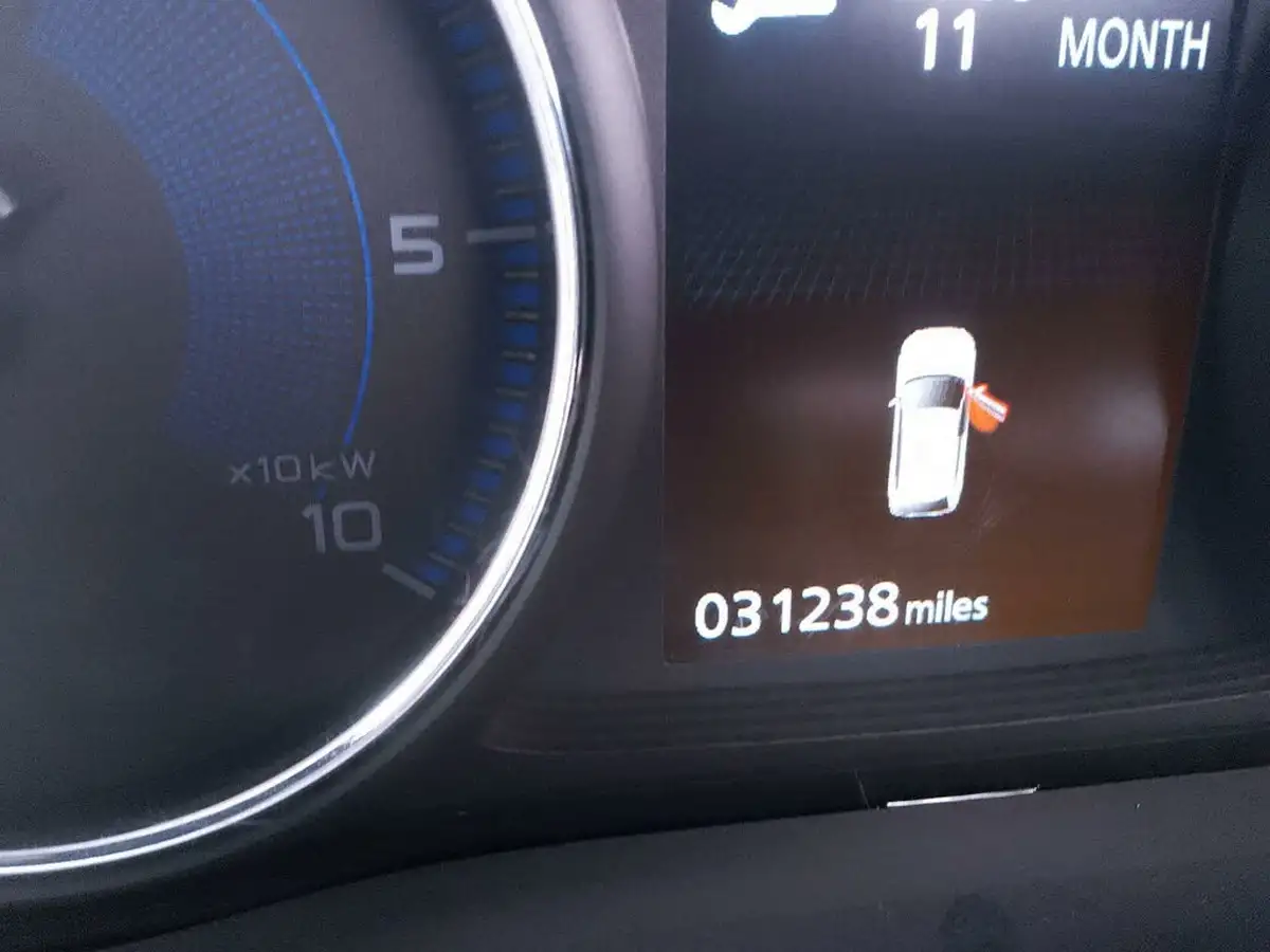 2019-mitsubishi-outlander-24-dynamic-phev-big-6
