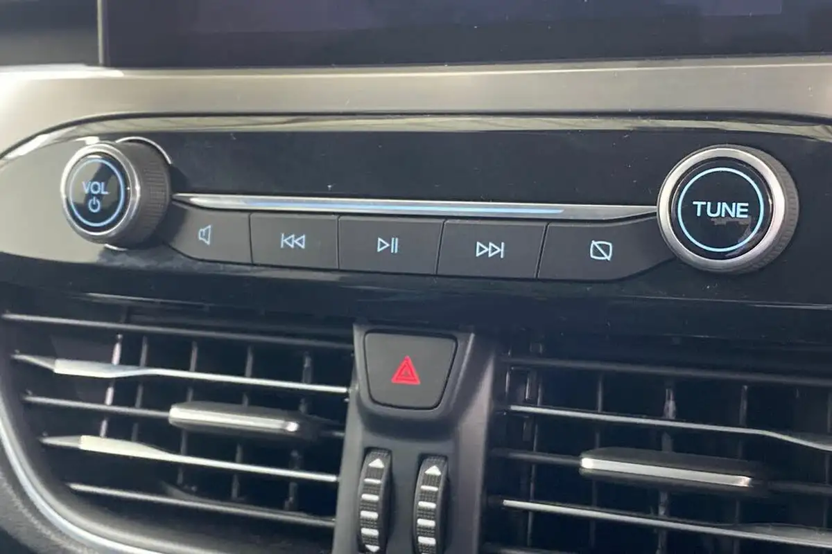 2022-ford-kuga-15-titanium-edition-auto-big-27