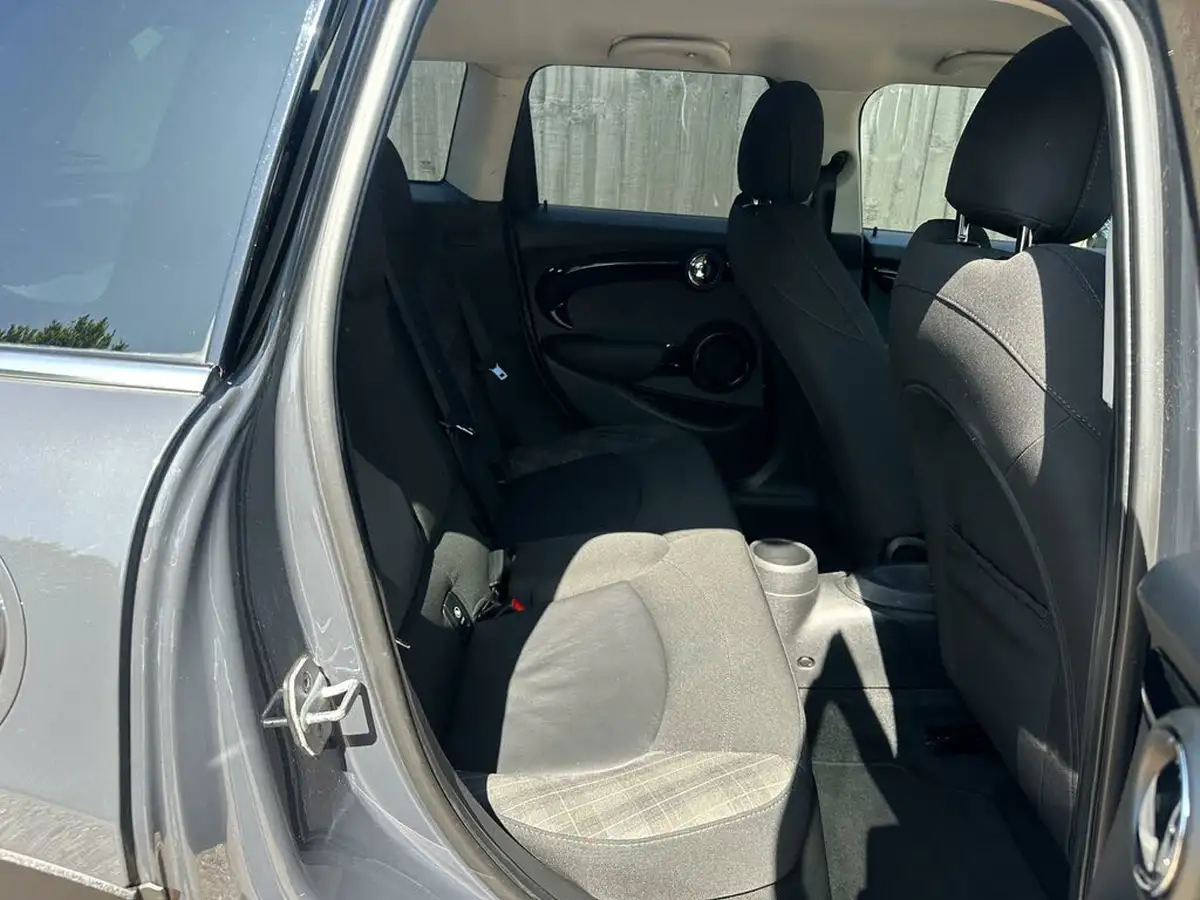 2018-mini-cooper-20-cooper-s-series-ii-ss-hatchback-5d-big-18