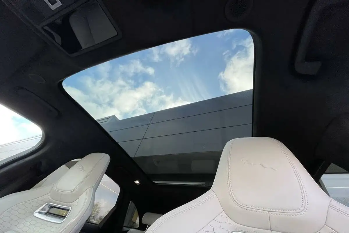 2023-jaguar-f-pace-20-d200-r-dynamic-hse-black-big-4