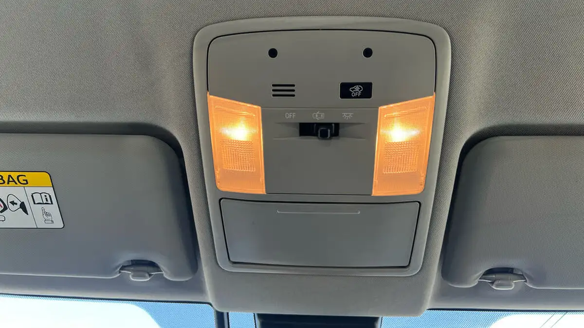 2018-toyota-rav4-25-vvt-i-icon-tech-big-33
