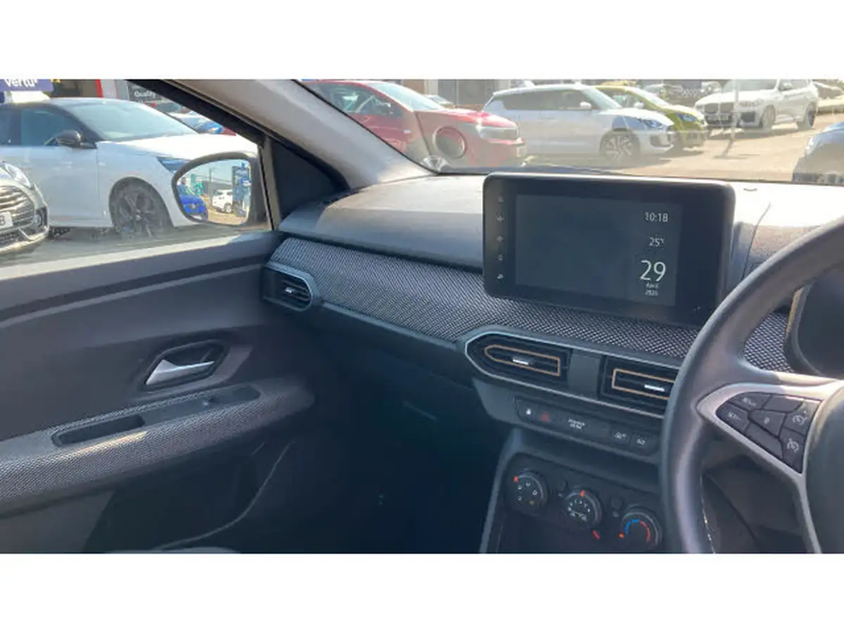 2024-dacia-sandero-stepway-10-tce-expression-90bhp-big-13