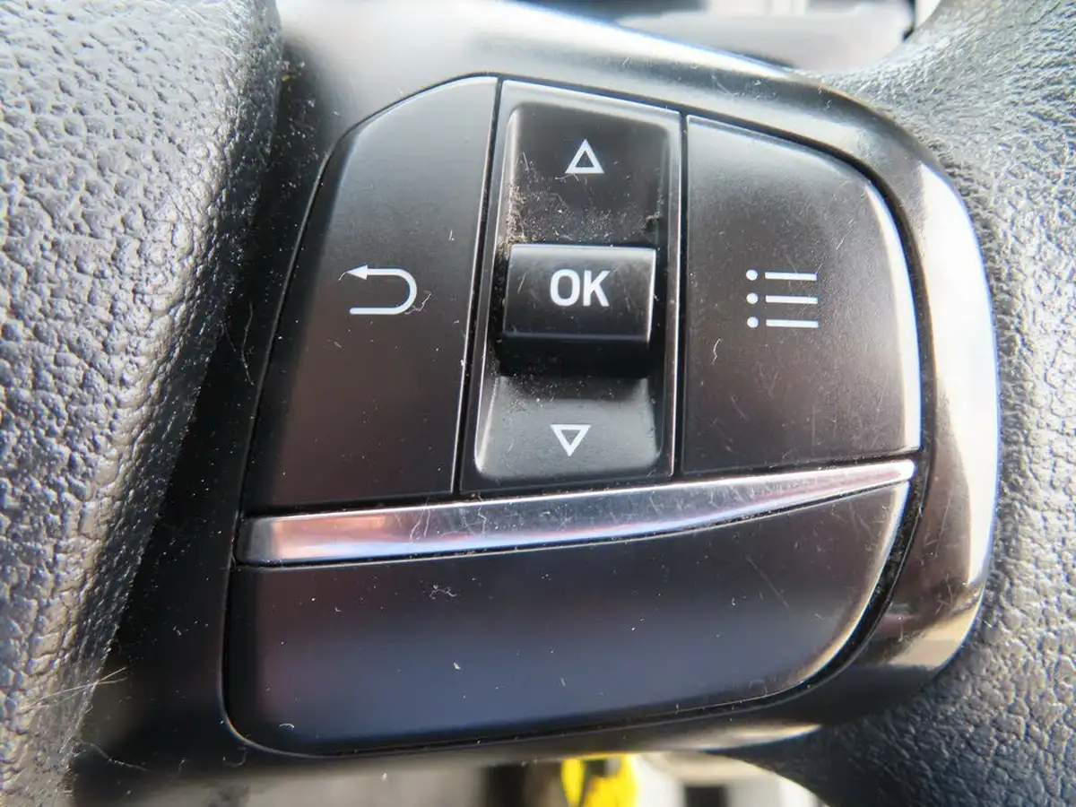 2022-ford-transit-20tdci-350-l3h2-leader-130pseu6dt-panel-van-big-36