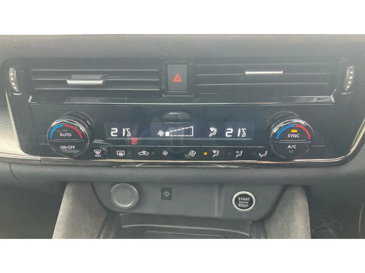 2024-nissan-qashqai-13-dig-t-n-design-158ps-big-33