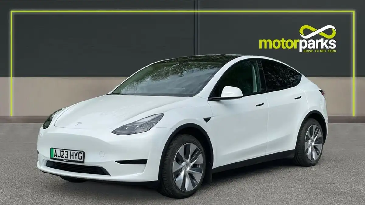 2023-tesla-model-y-e-rwd-big-6