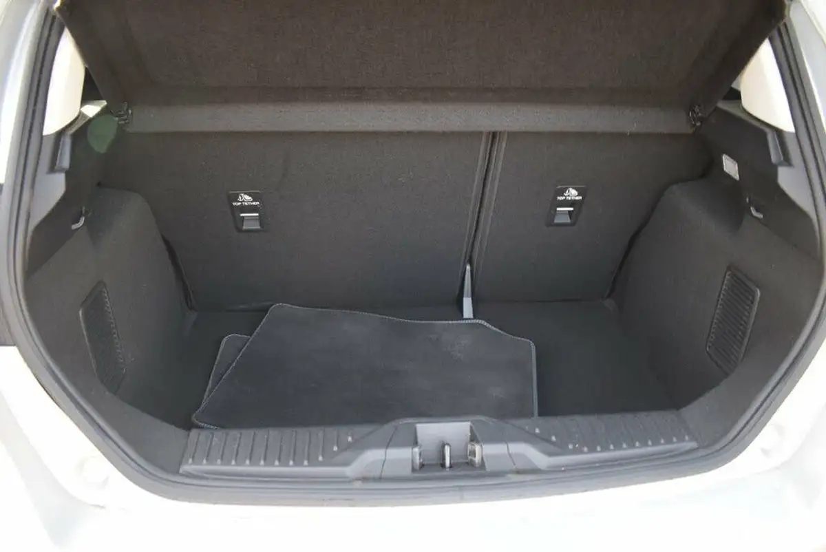 2022-ford-fiesta-10t-active-125ps-hybrid-mhev-powershift-big-14
