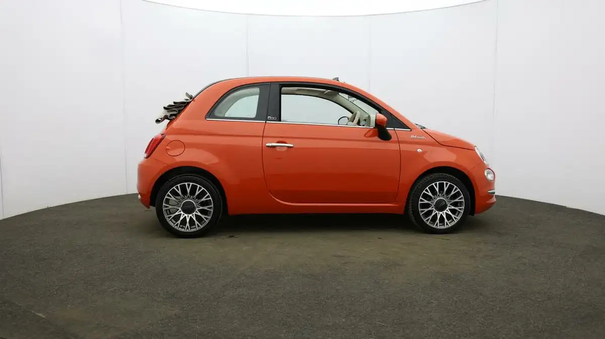 2022-fiat-500c-10-dolcevita-plus-big-45