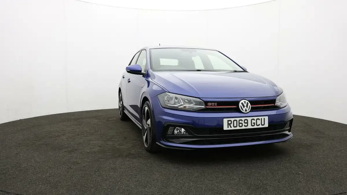 2019-volkswagen-polo-20-tsi-gti-big-42