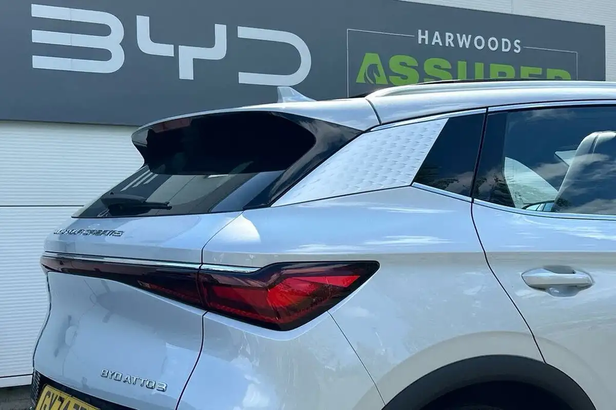 2024-byd-atto-3-e-design-big-27