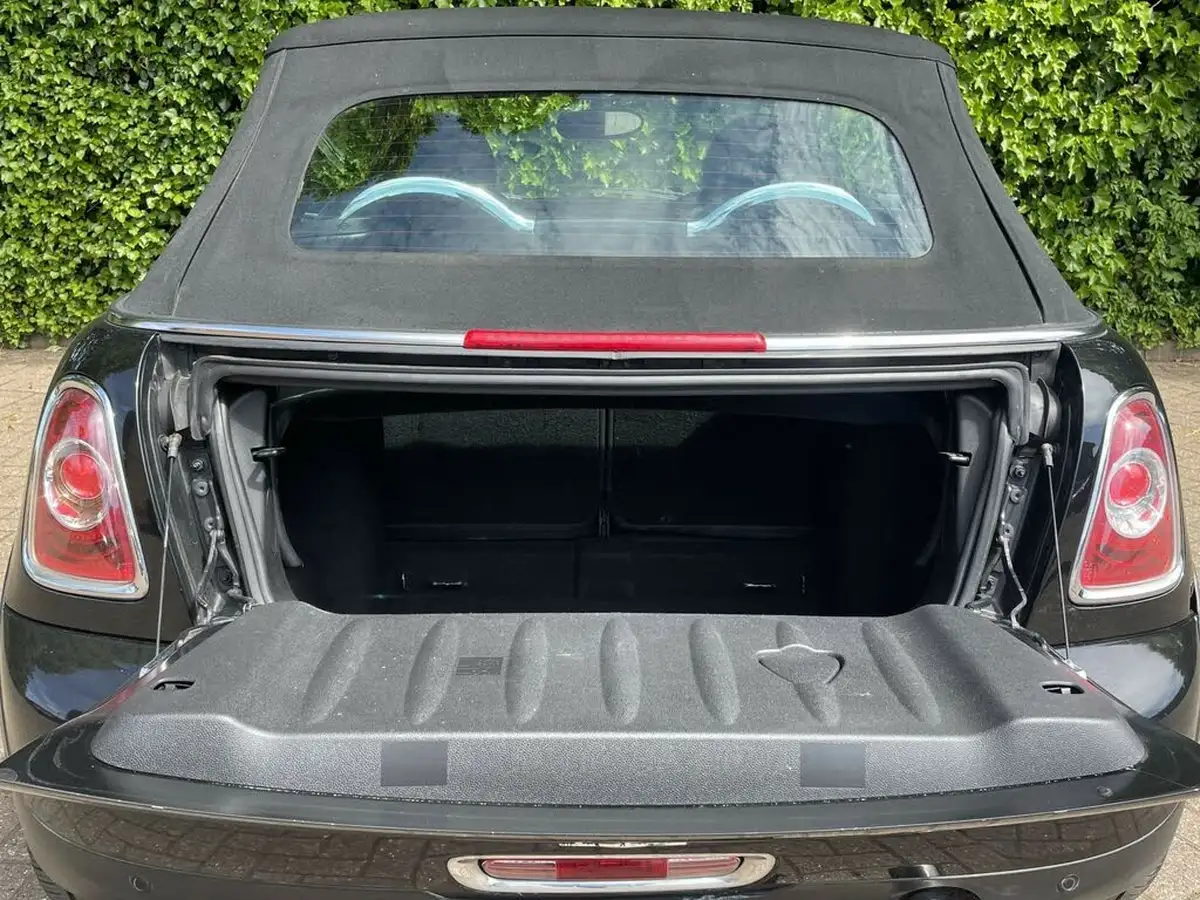 2011-mini-cooper-16-cooper-122bhp-convertible-2d-auto-big-11