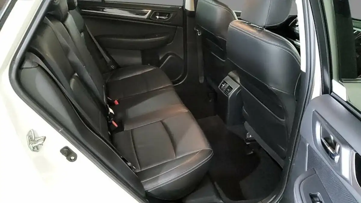 2017-subaru-outback-25i-se-premium-big-6