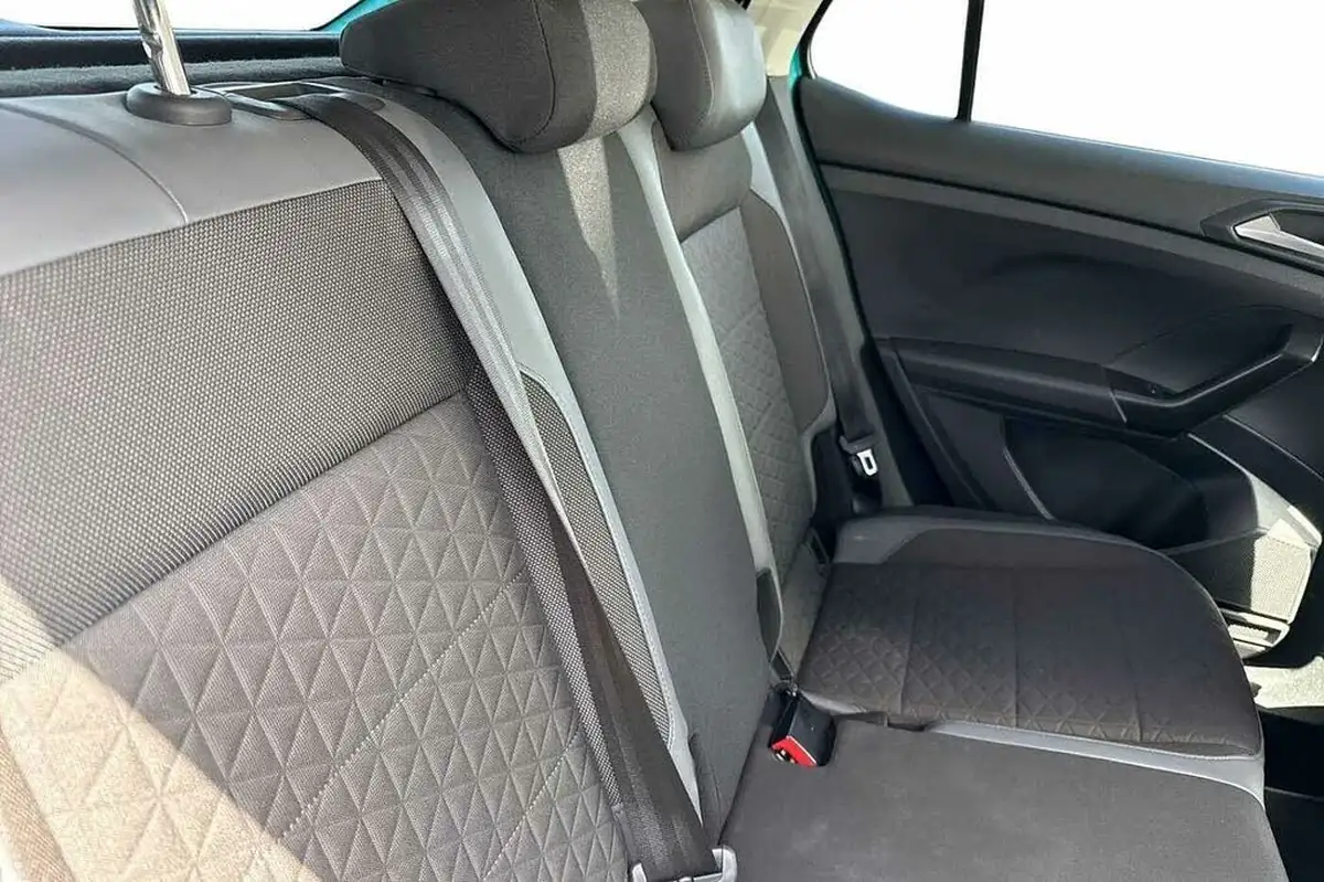 2022-volkswagen-t-cross-10-tsi-sel-big-7