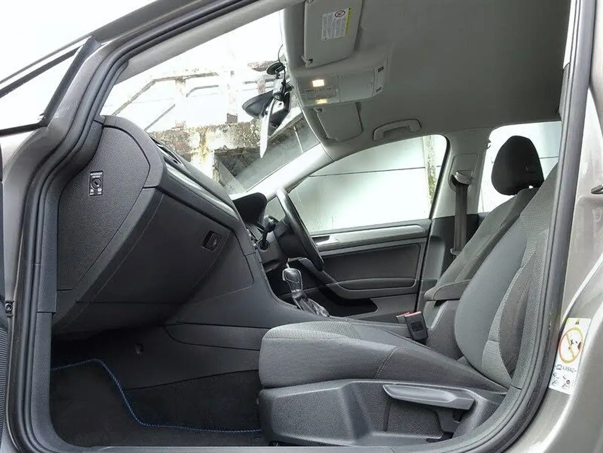 2013-volkswagen-golf-14-se-ss-hatchback-5d-1395cc-dsg-big-9
