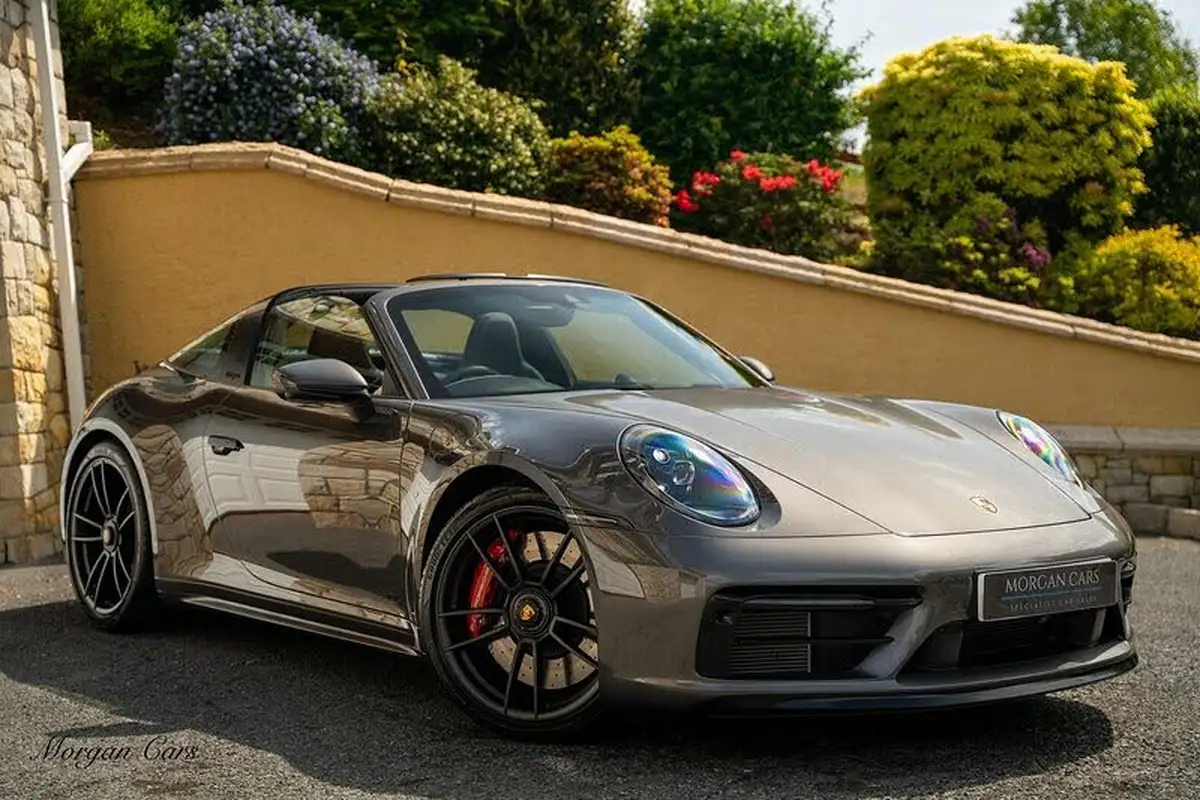 2022-porsche-911-30-targa-4-gts-pdk-big-19