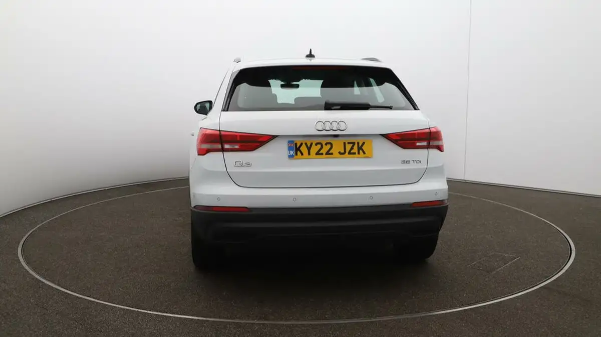 2022-audi-q3-20-35-tdi-technik-big-51