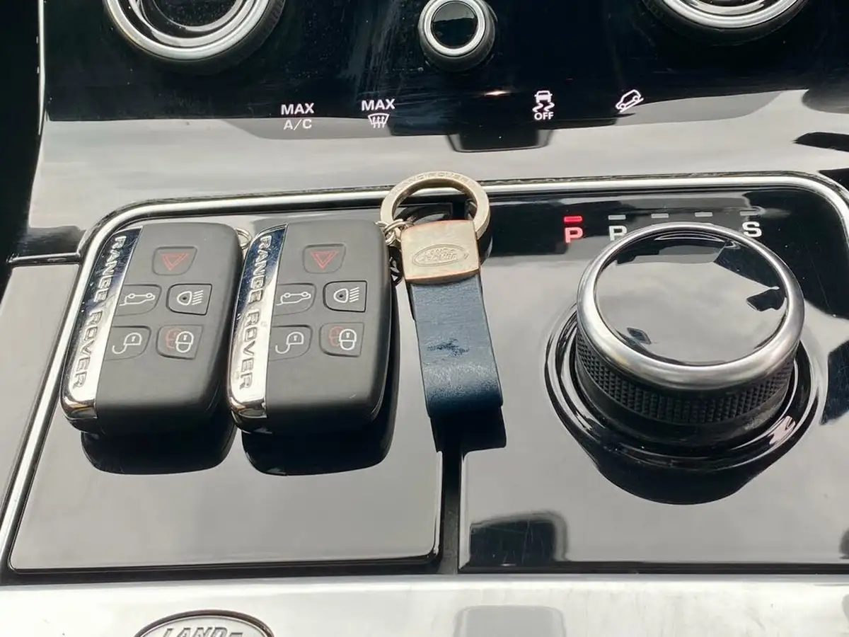 2020-land-rover-range-rover-velar-20-p250-r-dynamic-s-big-38