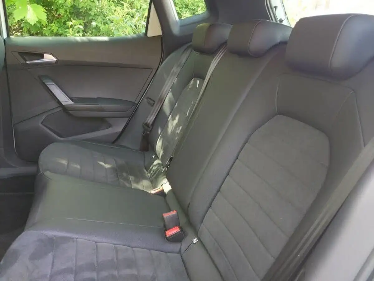 2022-seat-arona-10-tsi-fr-edition-big-5