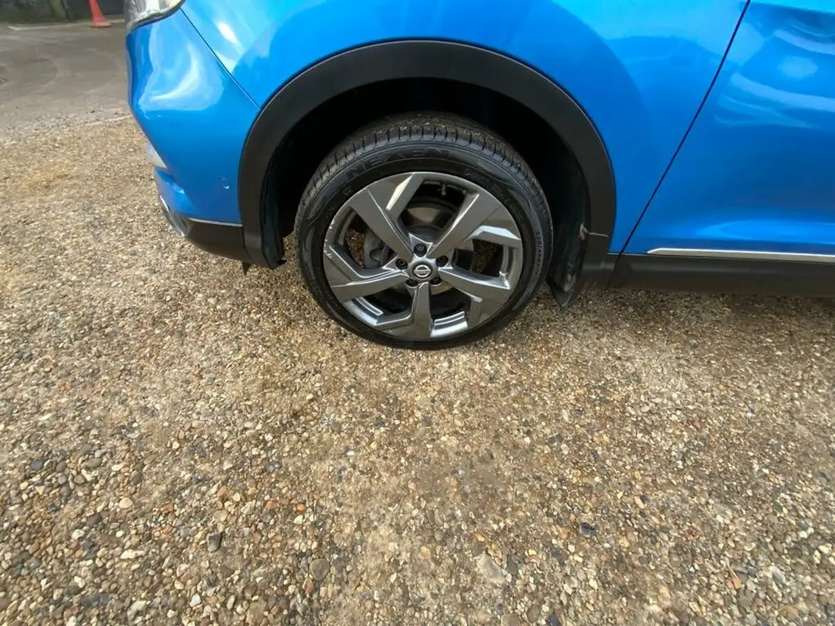 2017-nissan-qashqai-15dci-tekna-big-37