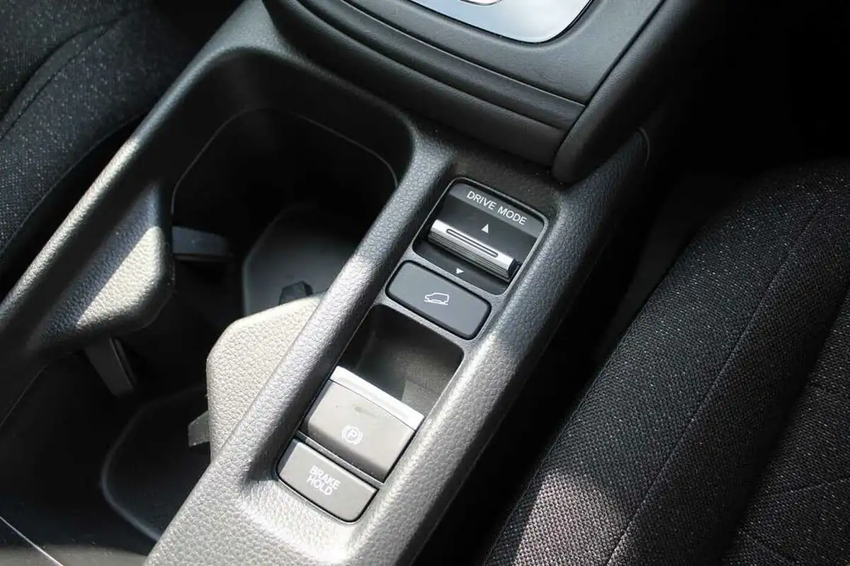 2023-honda-hr-v-15-i-mmd-elegance-big-29