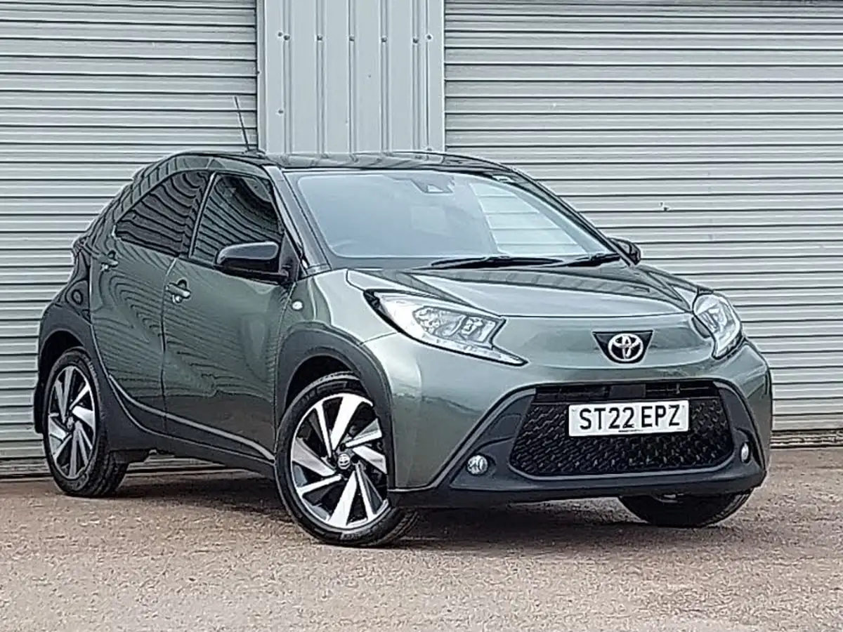 2022-toyota-aygo-x-10-vvt-i-edge-big-0
