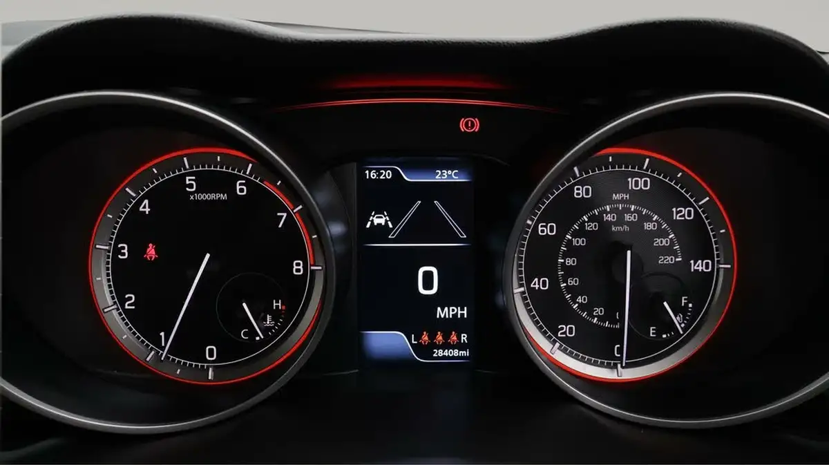 2022-suzuki-swift-12-dualjet-sz5-big-14