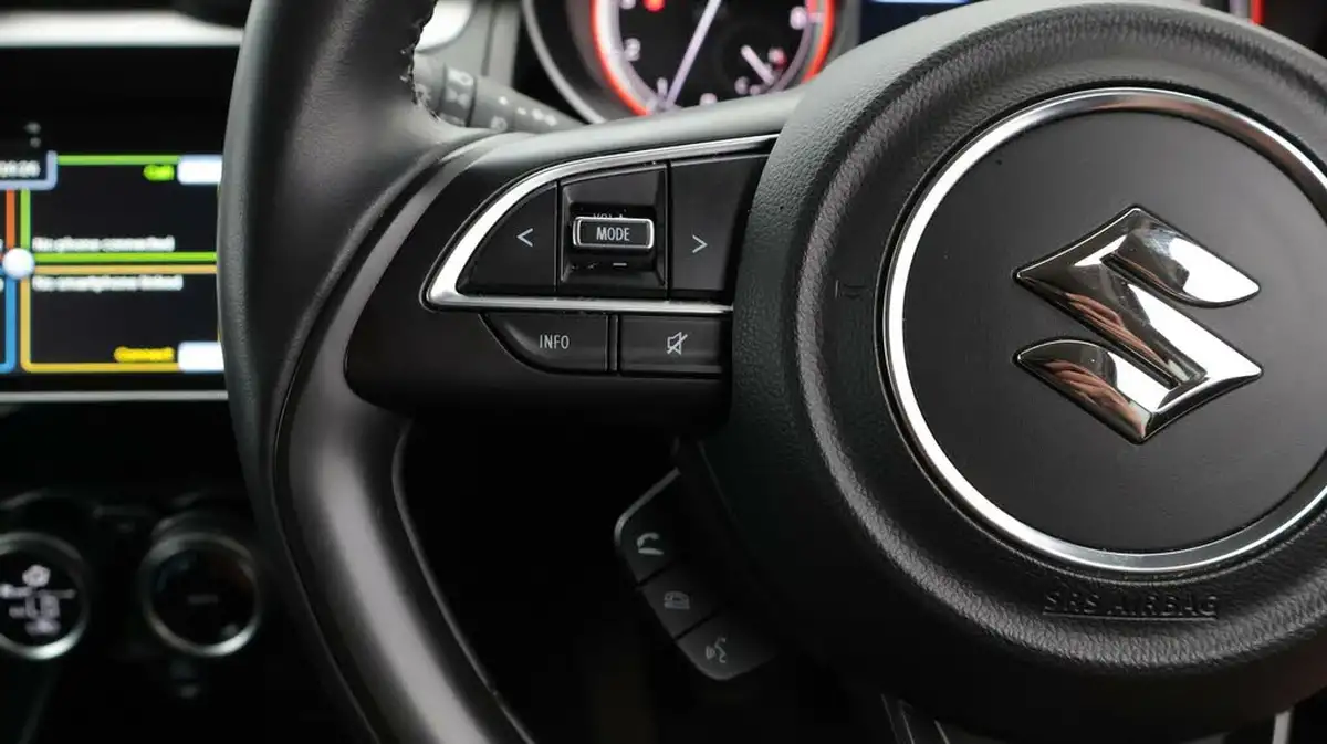 2022-suzuki-swift-12-dualjet-sz5-big-42