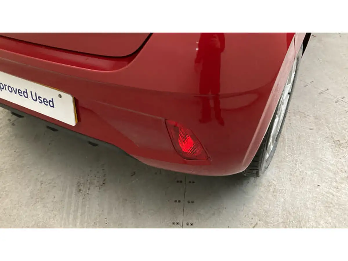 2022-hyundai-i10-10-se-connect-big-36