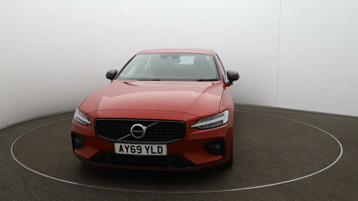 2019-volvo-s60-20-t5-r-design-plus-big-32