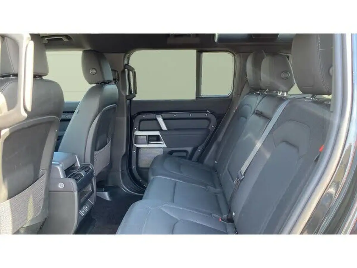 2023-land-rover-110-defender-30-d250-x-dynamic-se-big-3