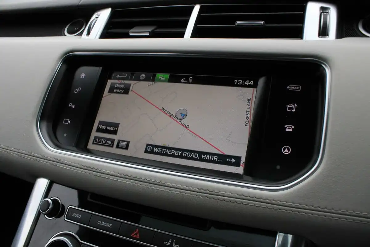 2015-land-rover-range-rover-sport-30-sd-v6-autobiography-dynamic-306bhp-4wd-big-7