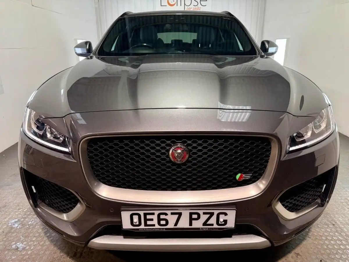 2017-jaguar-f-pace-30td-s-ss-big-1