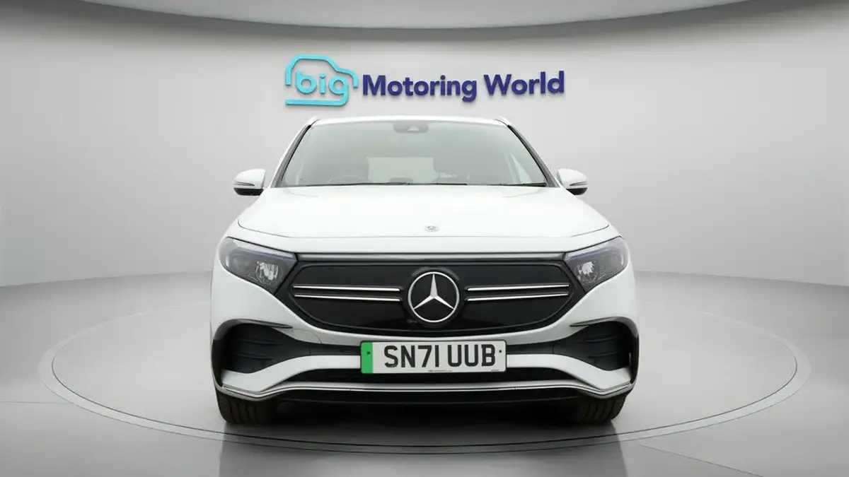 2021-mercedes-benz-eqa-e-eqa-250-amg-line-big-1