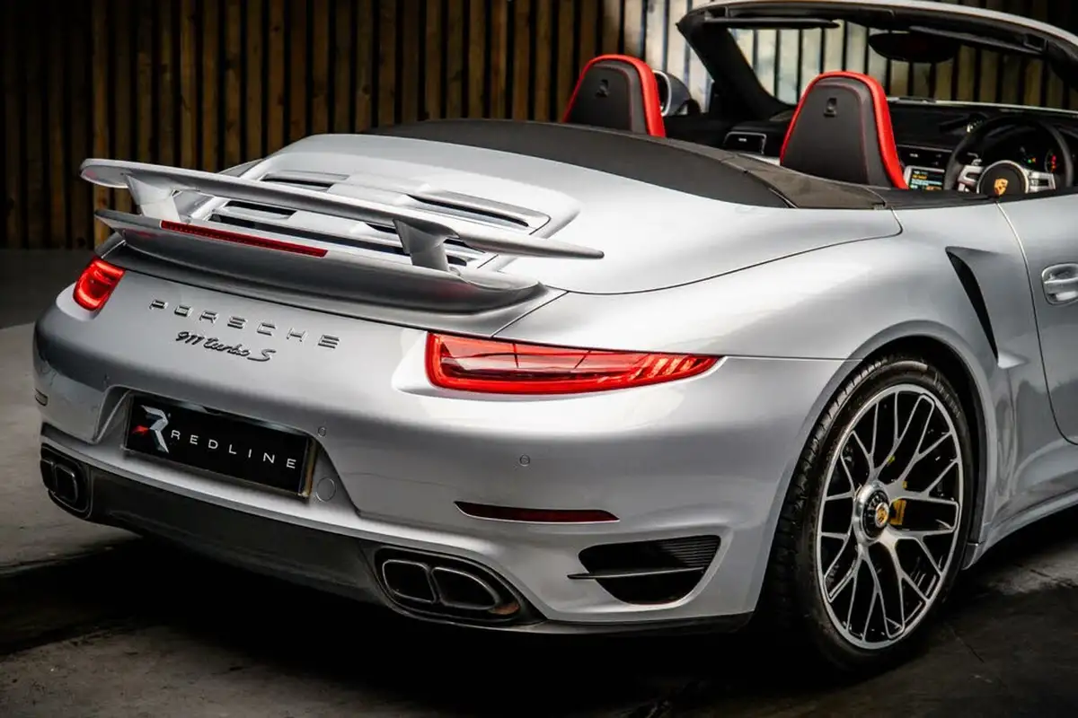 2014-porsche-911-38-turbo-s-coupe-big-22