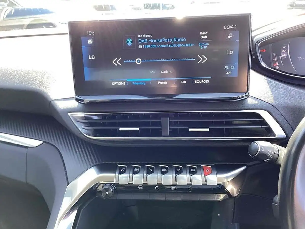 2021-peugeot-3008-suv-15-bluehdi-allure-eat8-big-15